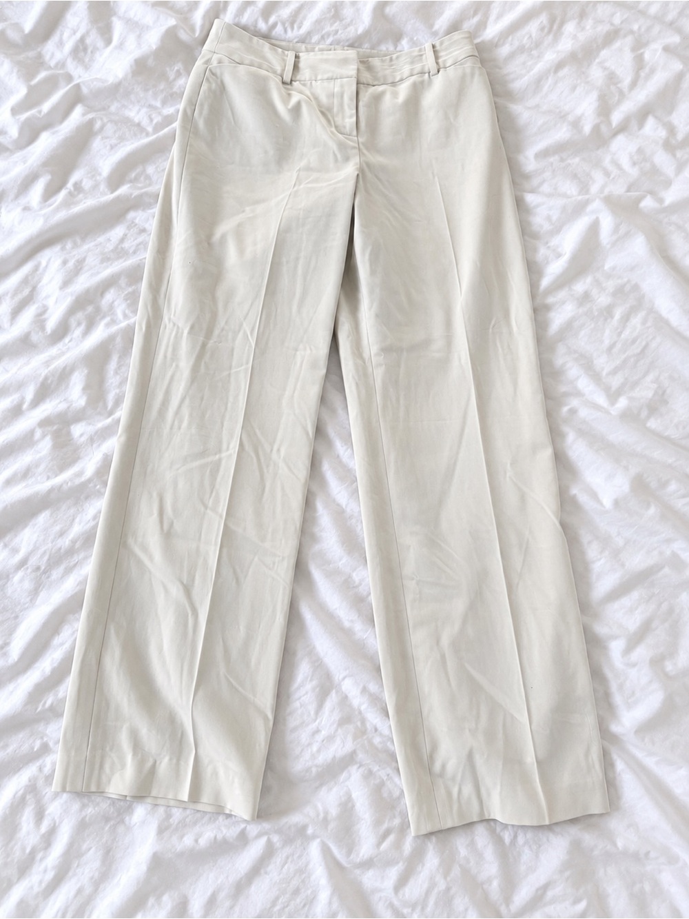 LOFT Wide Leg Pants in White Size 2P Like New